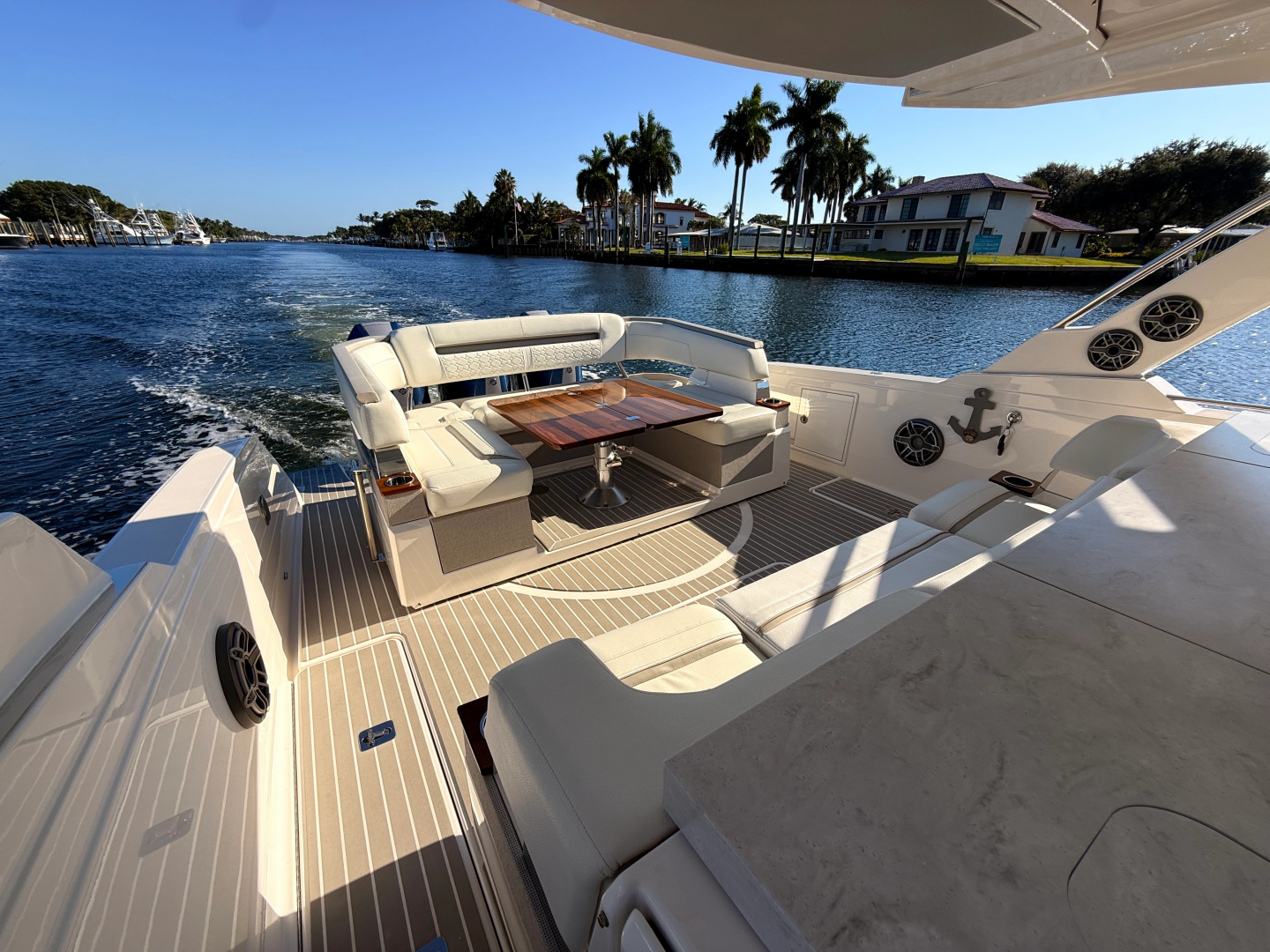 2023 Tiara Yachts 38 LS