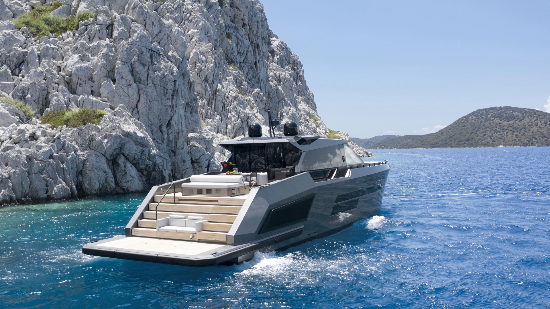 82ft Mazu Yachts Yacht For Sale