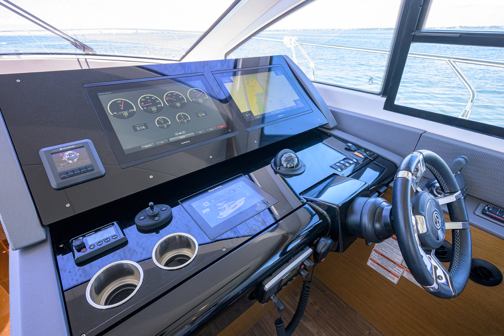 UNORTHODOCS 60ft Cruisers Yachts Yacht For Sale