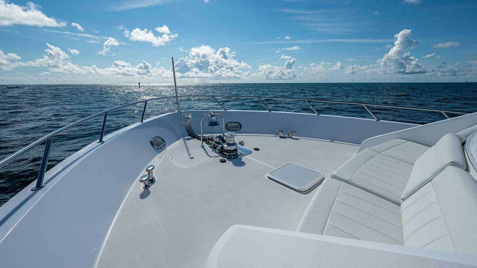 Magnum Ride 100ft Hatteras Yacht For Sale