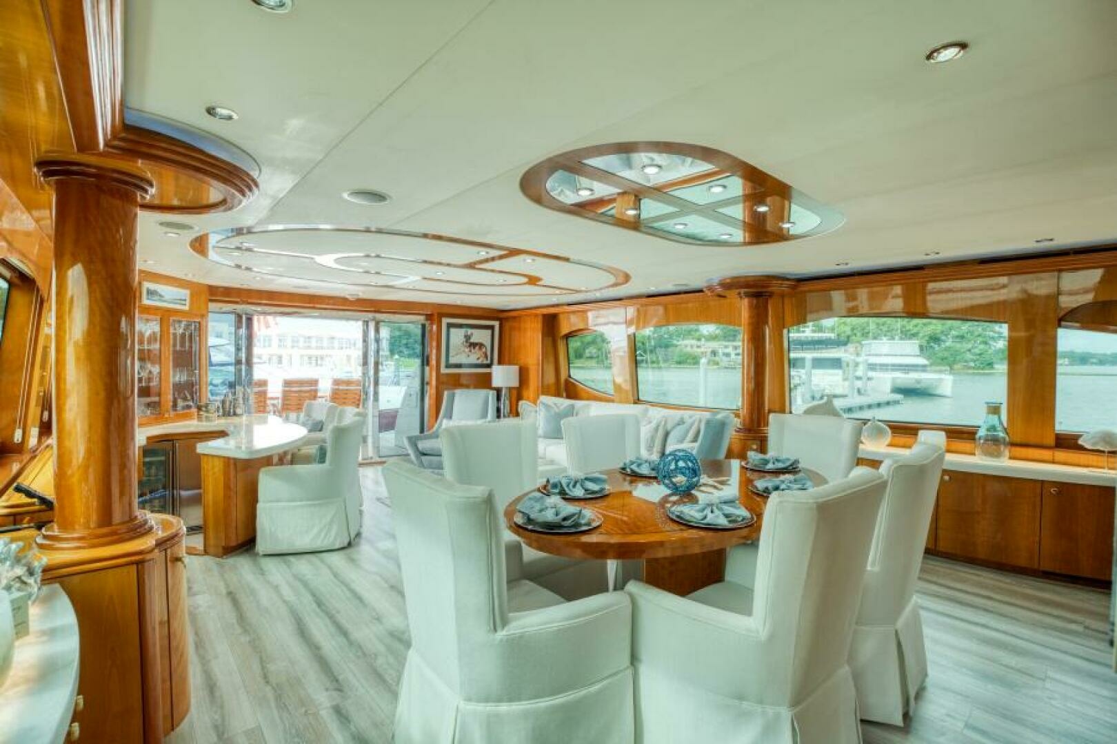 MAJESTIK 80ft Hatteras Yacht For Sale