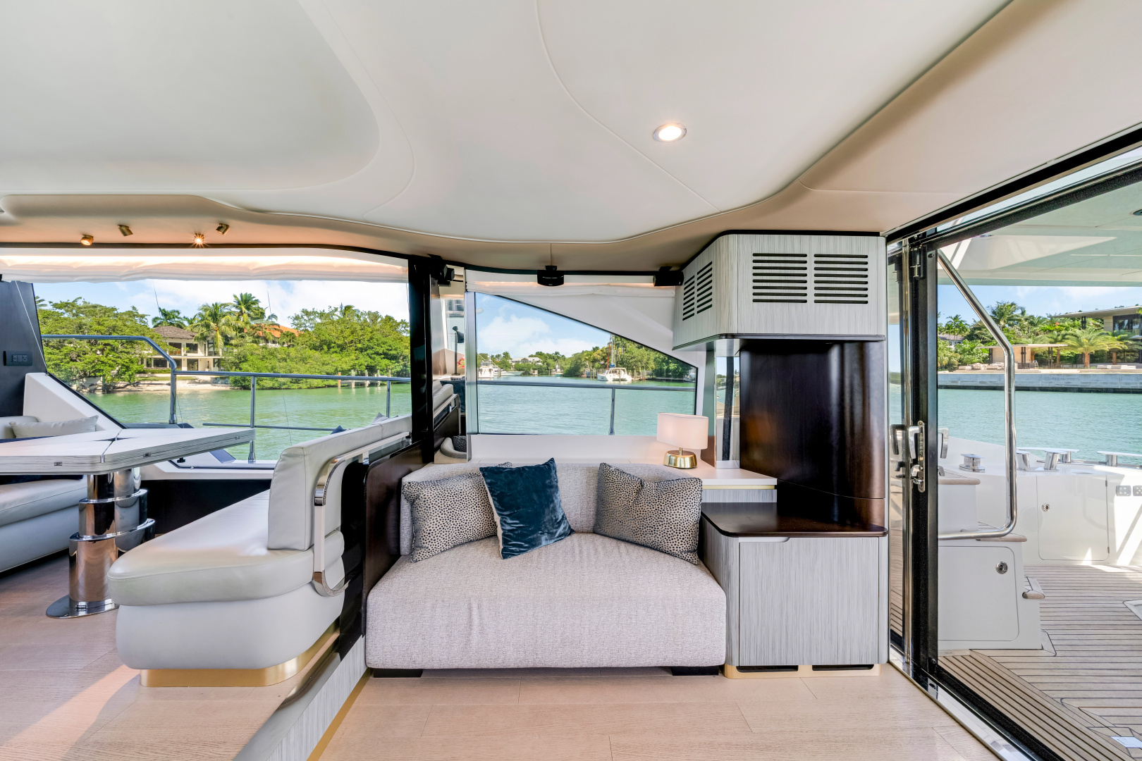 60ft Azimut Yacht For Sale