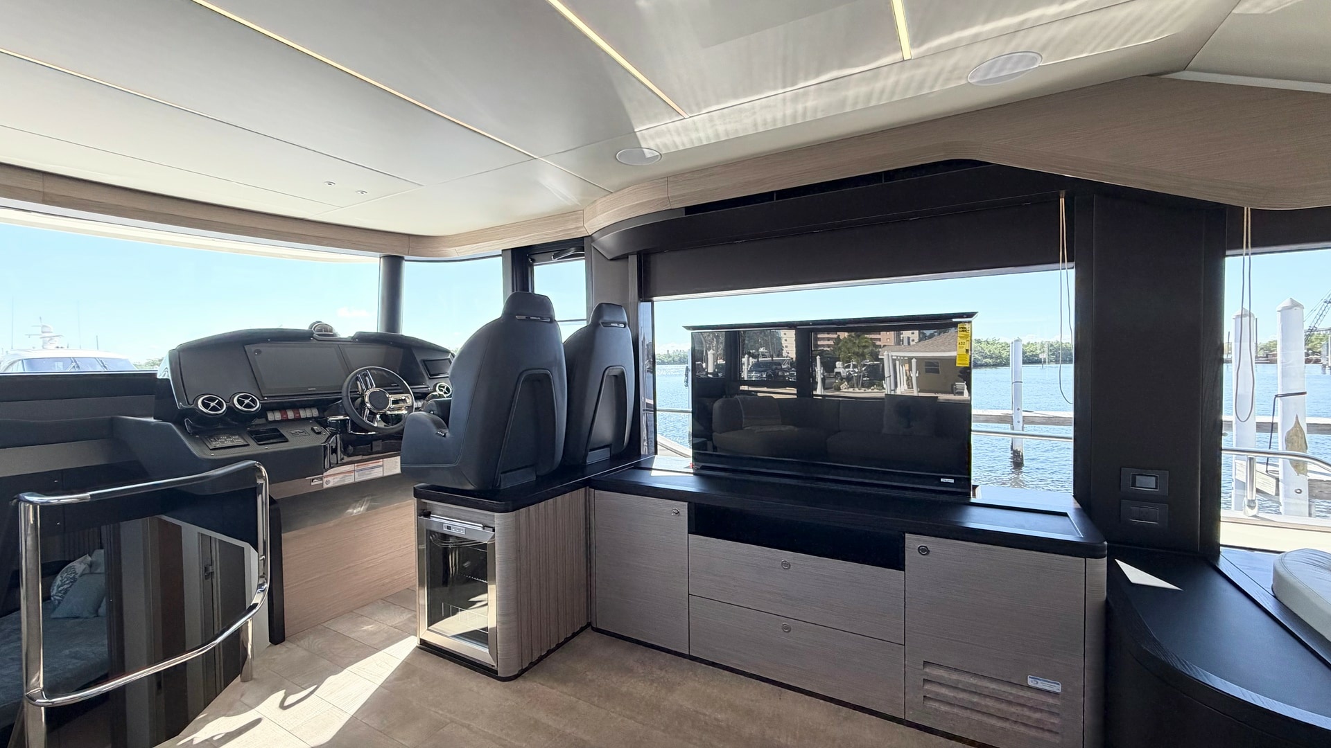 MAVI 57ft Absolute Yacht For Sale