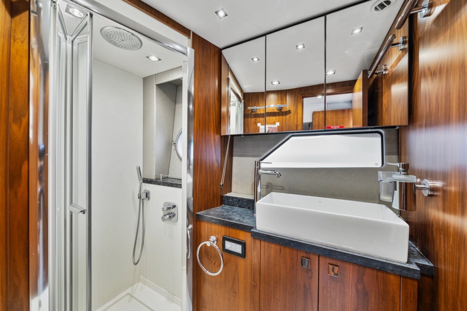 57ft Sunseeker Yacht For Sale