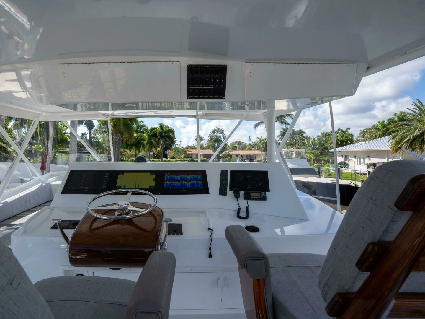 Viking 58 Convertible Yacht For Sale