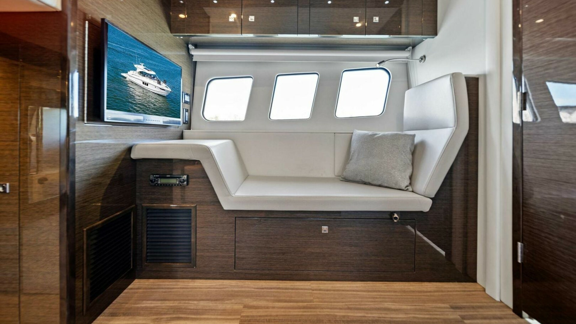 My Everything 45ft Cruisers Yachts Yacht For Sale