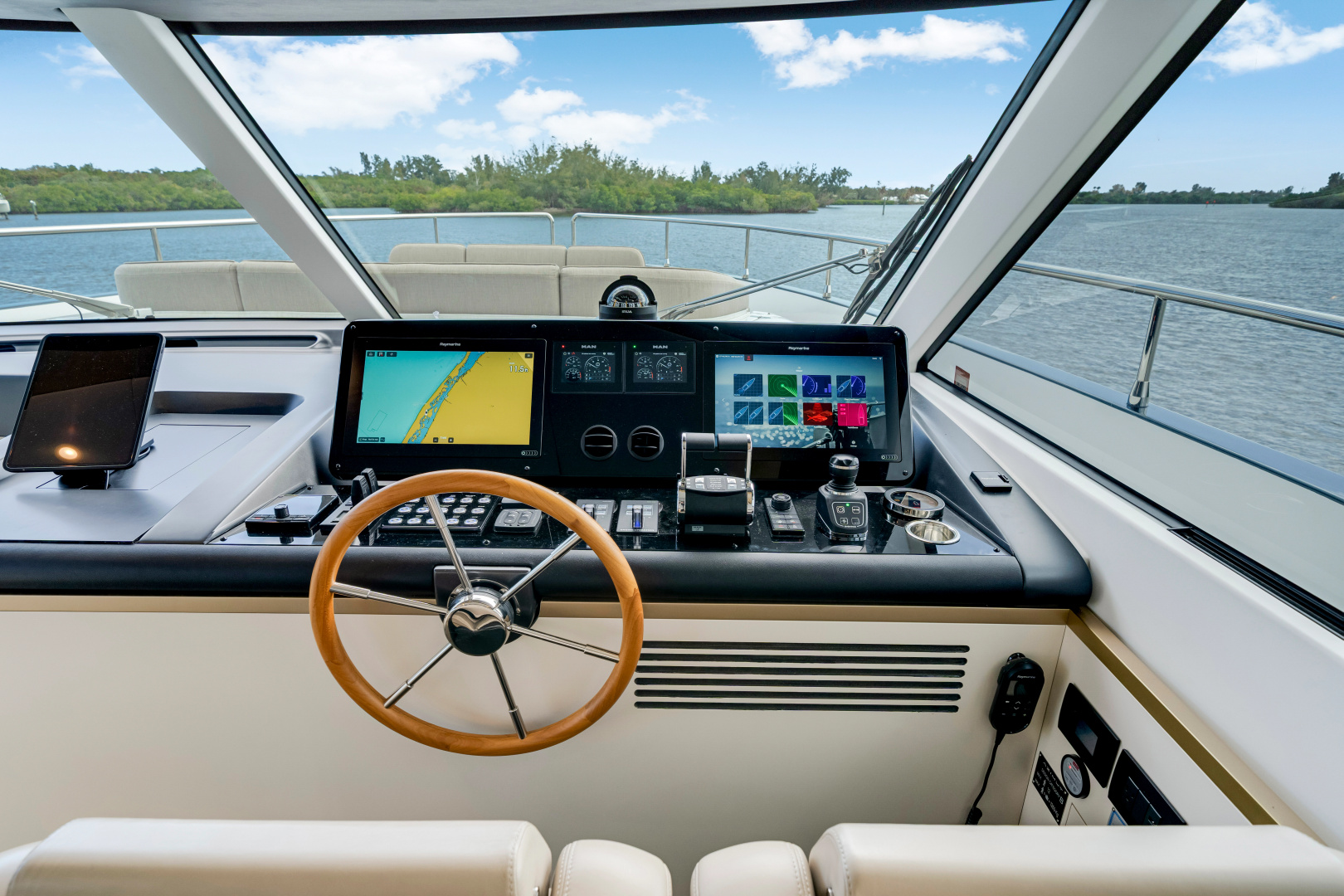 MEGNIFICENT 60ft Azimut Yacht For Sale