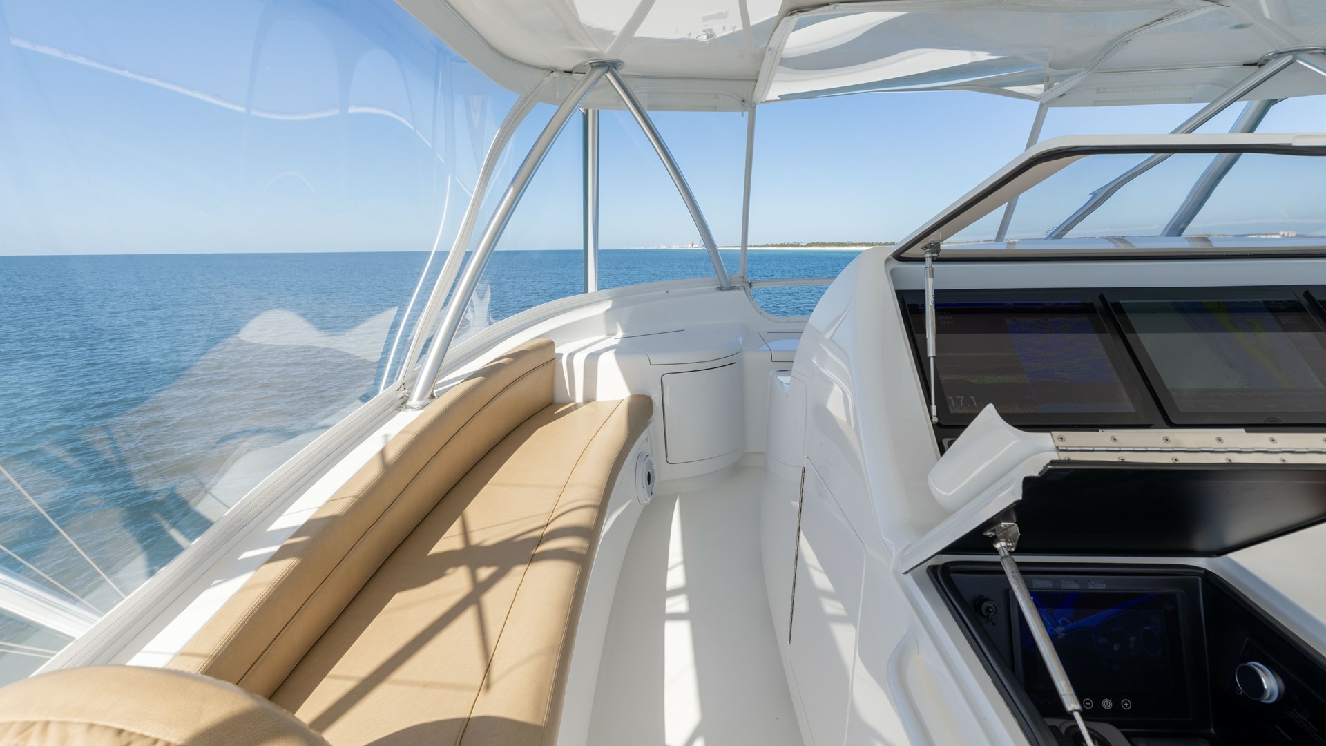 Flybridge Helm with Seating