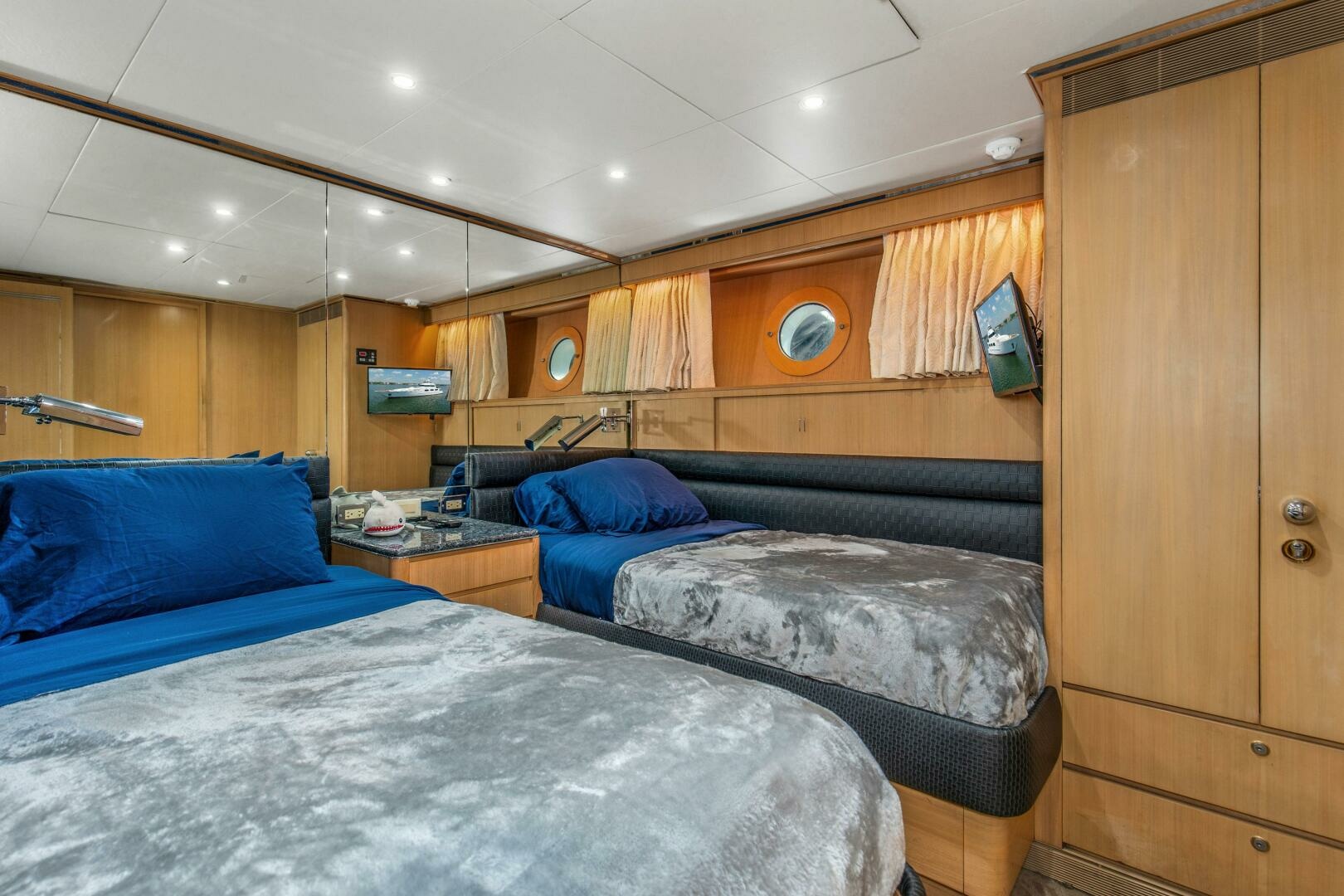 Boss 116ft Feadship Yacht For Sale Boss 116ft Feadship Yacht For Sale