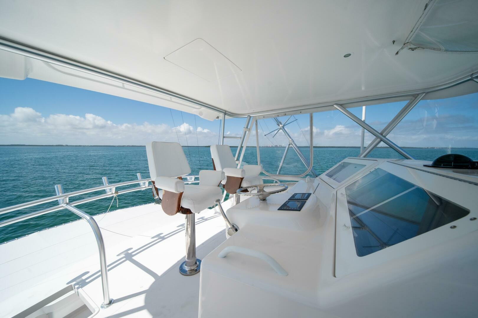 WHITE PEARL 52ft Viking Yacht For Sale