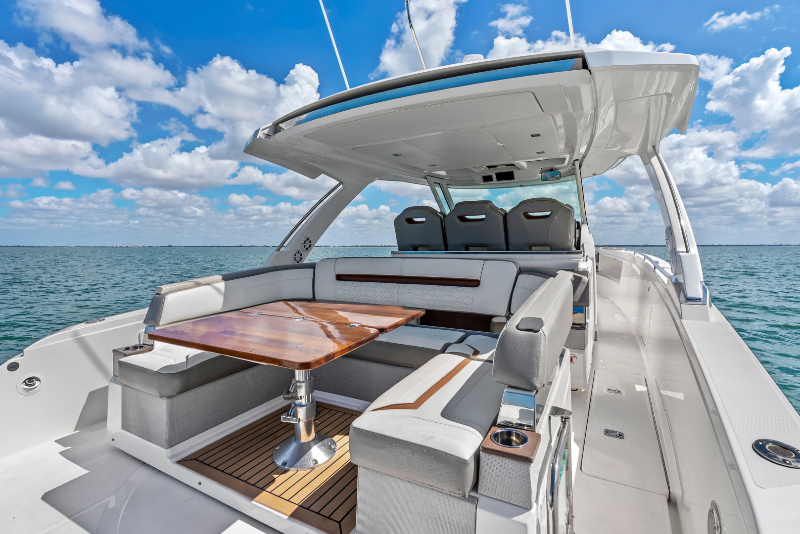 WESTWAY II 38ft Tiara Yachts Yacht For Sale