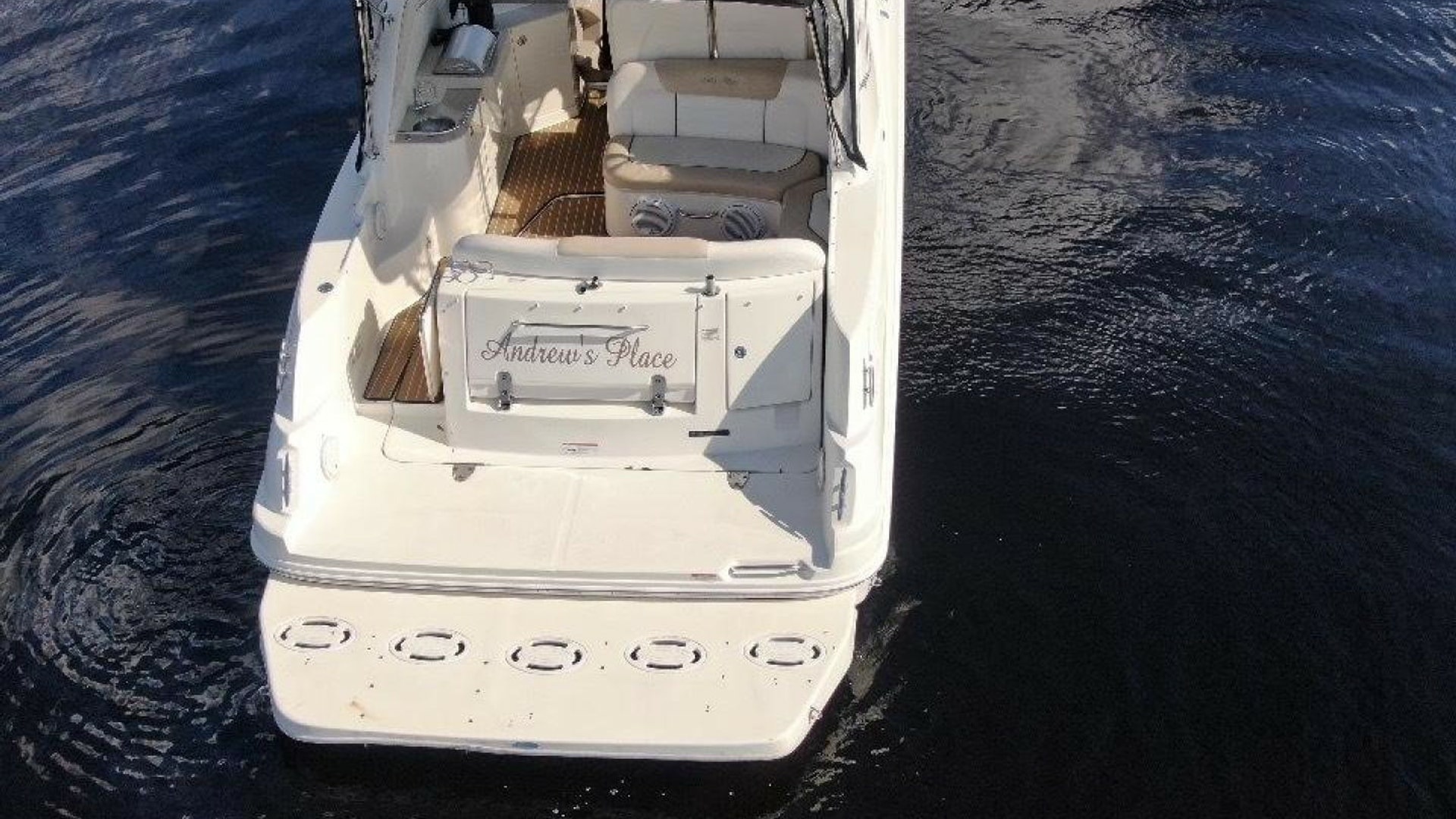 Andrews Place 33ft Sea Ray Yacht For Sale