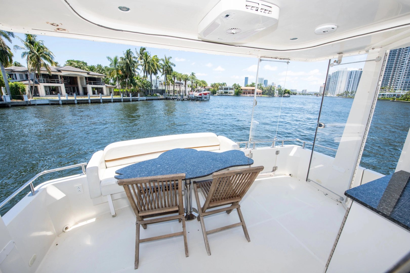Carver 444 CMY Yacht For Sale