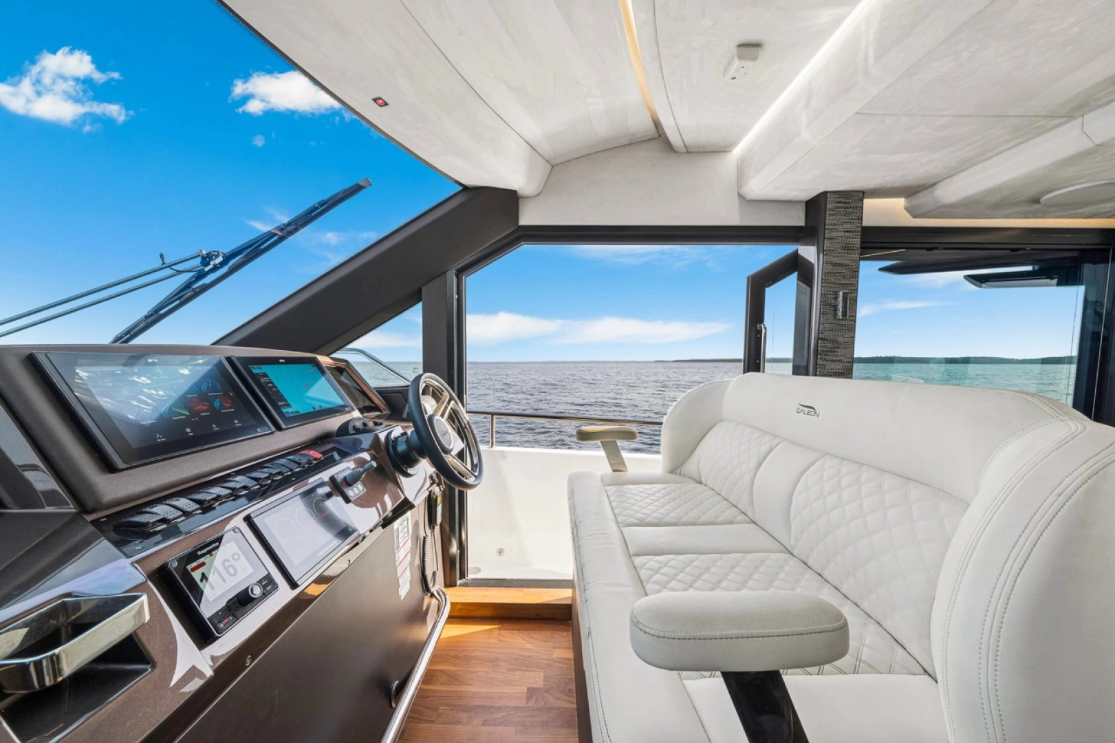 Galeon 400 Fly Yacht For Sale