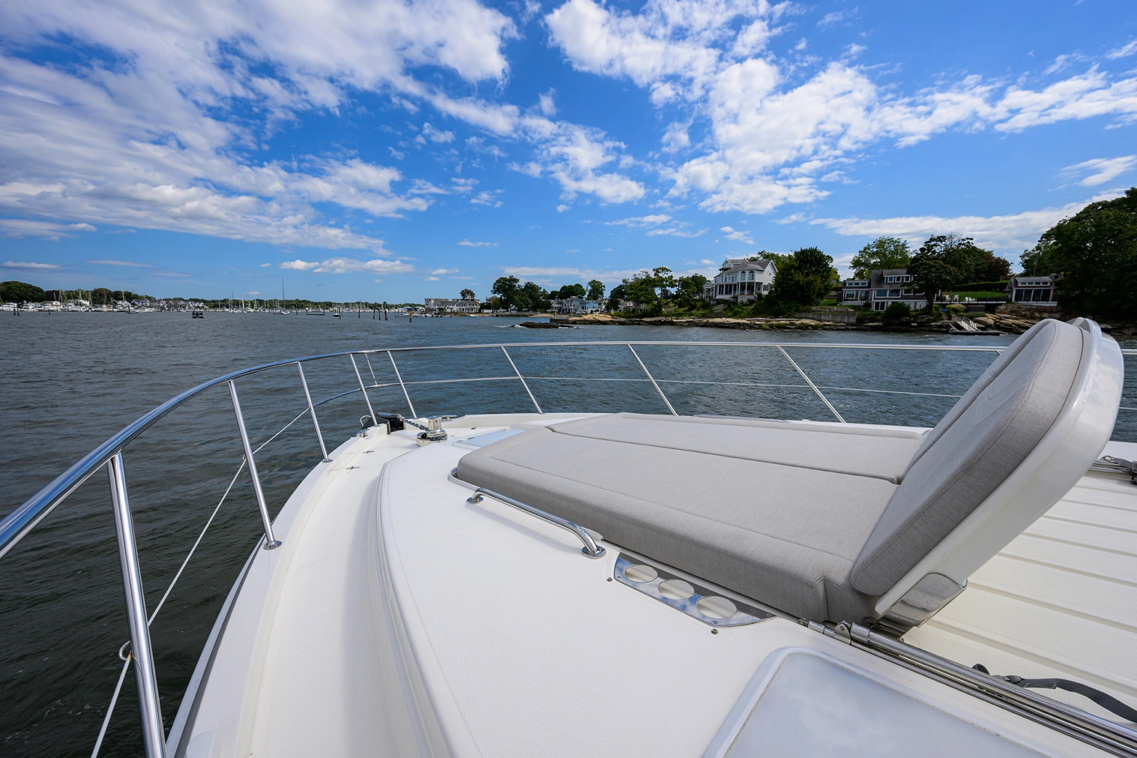 Riviera 5400 Sport Yacht Yacht For Sale