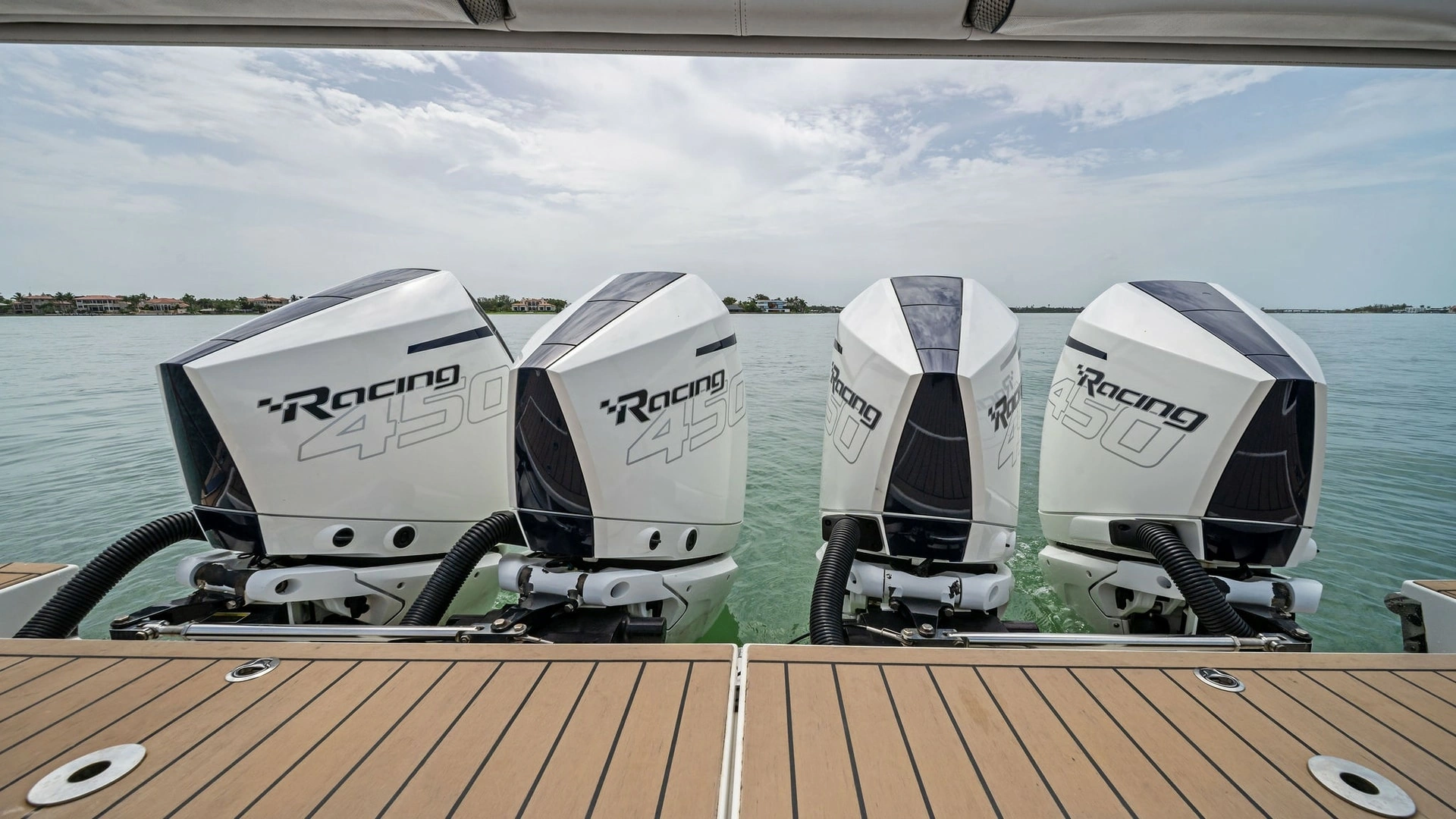 Formula 430 Super Sport Crossover Yacht For Sale