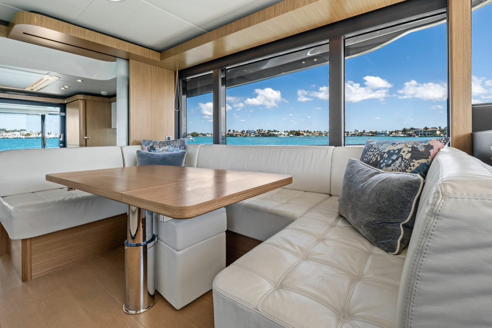 Elettra 52ft Absolute Yacht For Sale