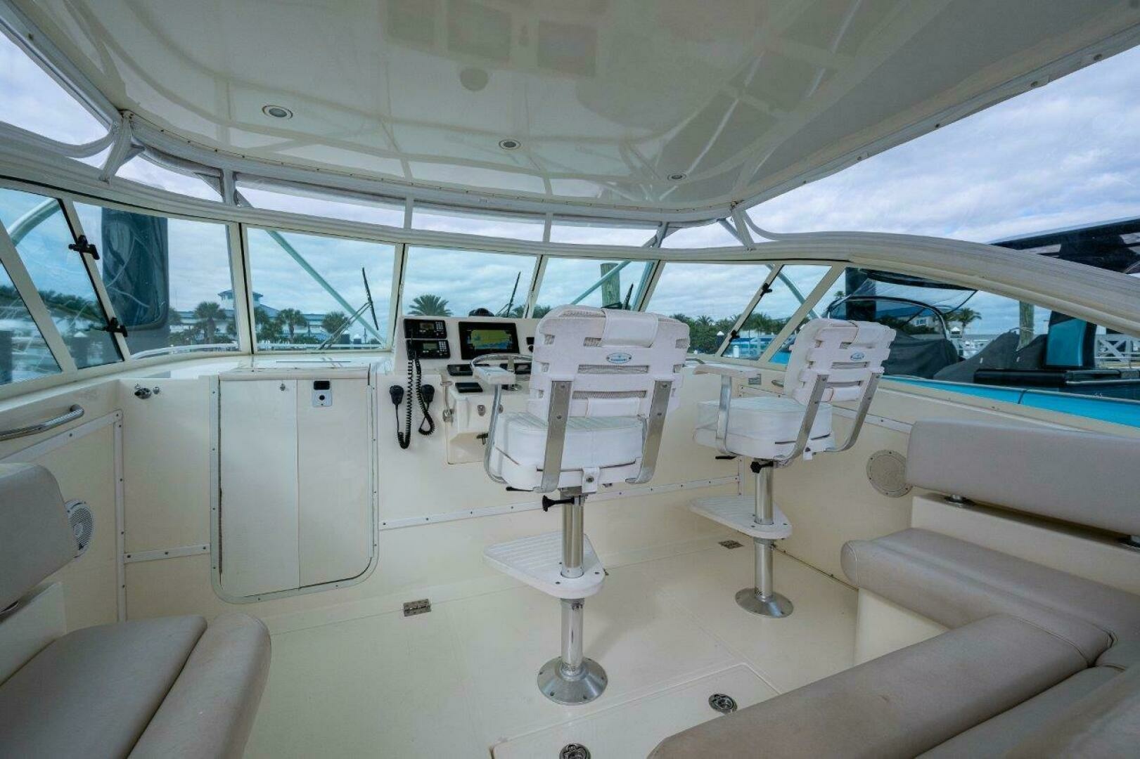 Albemarle 36 Sore Subject Helm Deck Seating