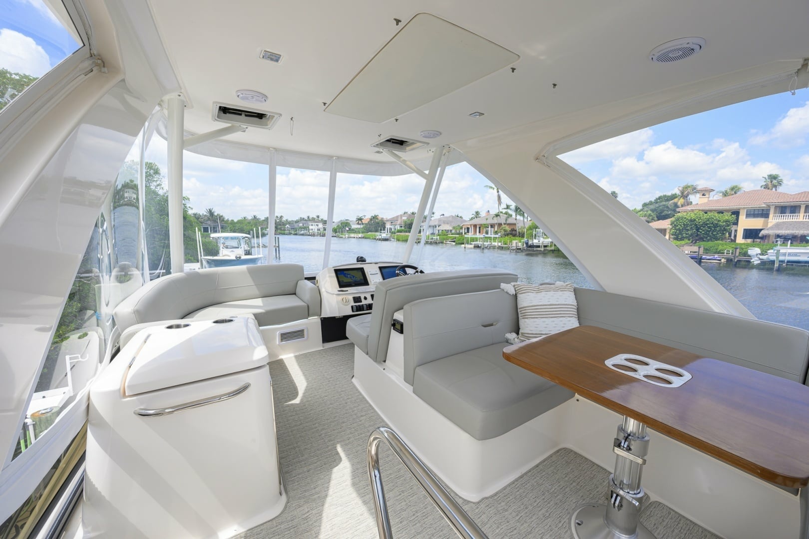 Daybreak 44ft Tiara Yachts Yacht For Sale