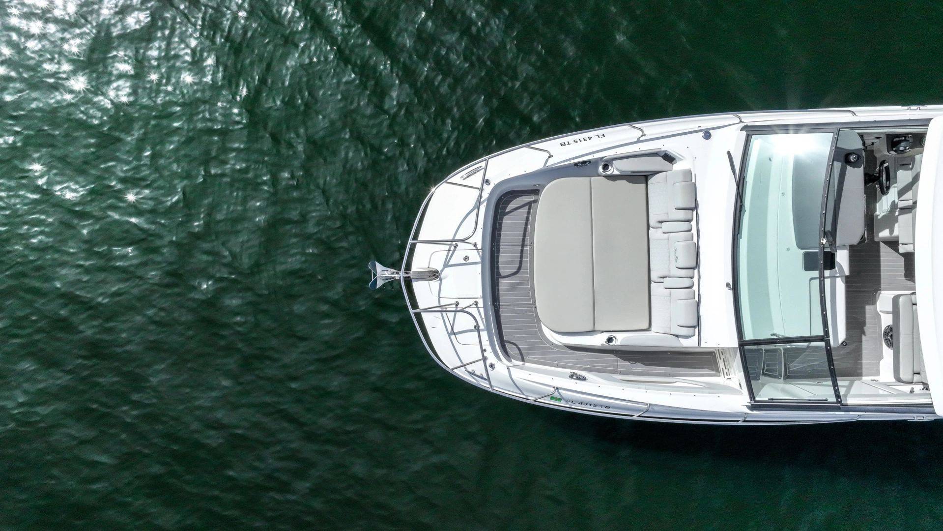 Sea Ray Sundancer 320 OB Yacht For Sale