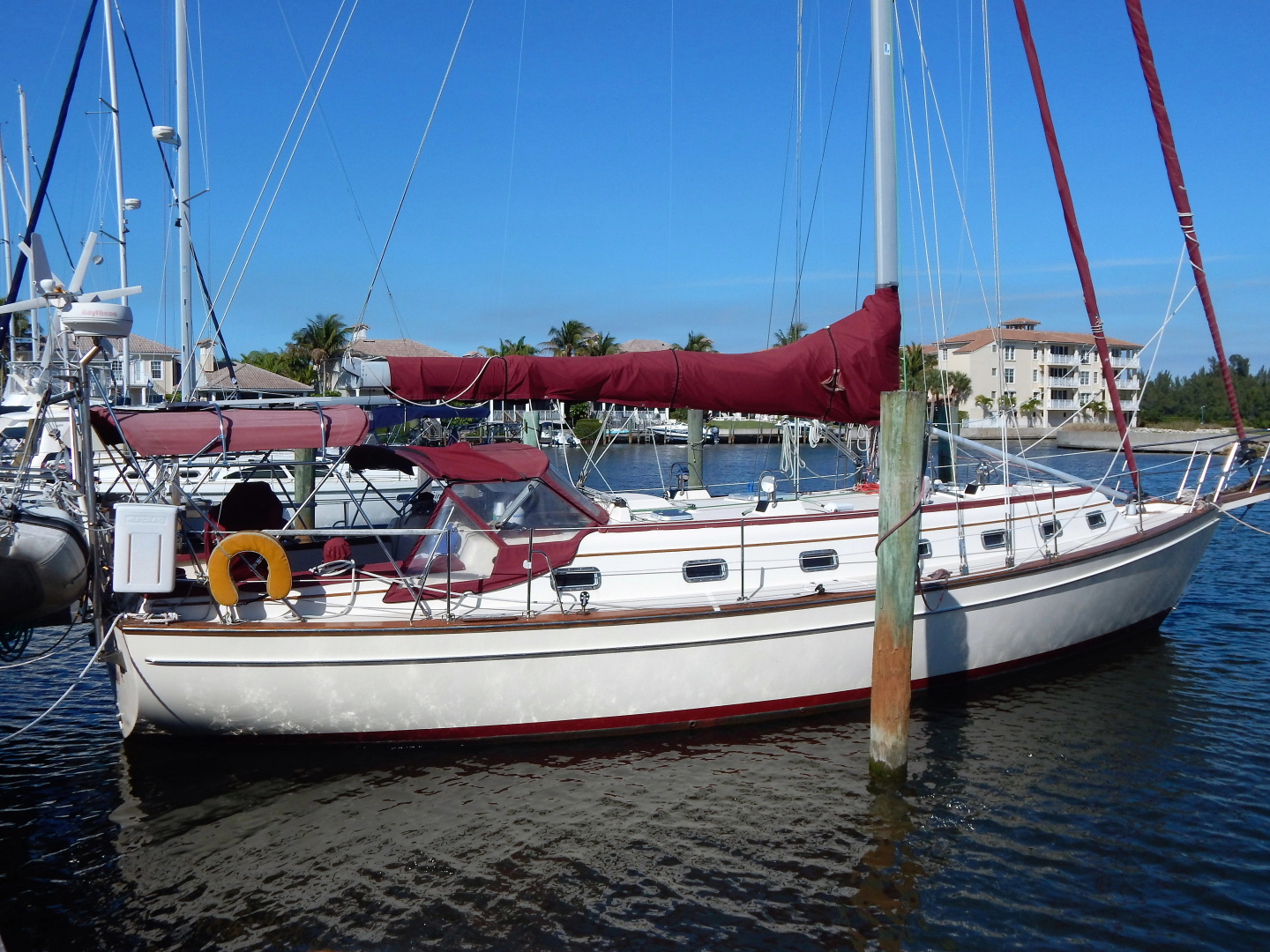 1999 Island Packet 45