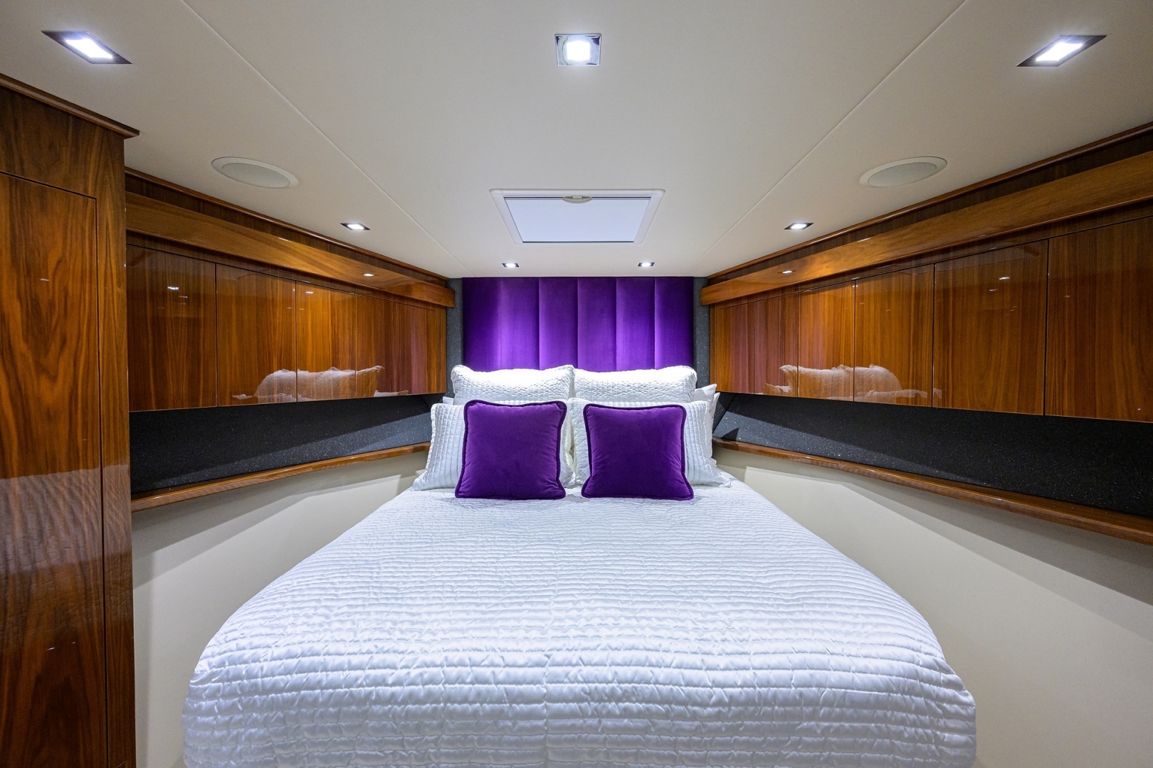 MERCEDES 80ft Viking Yacht For Sale