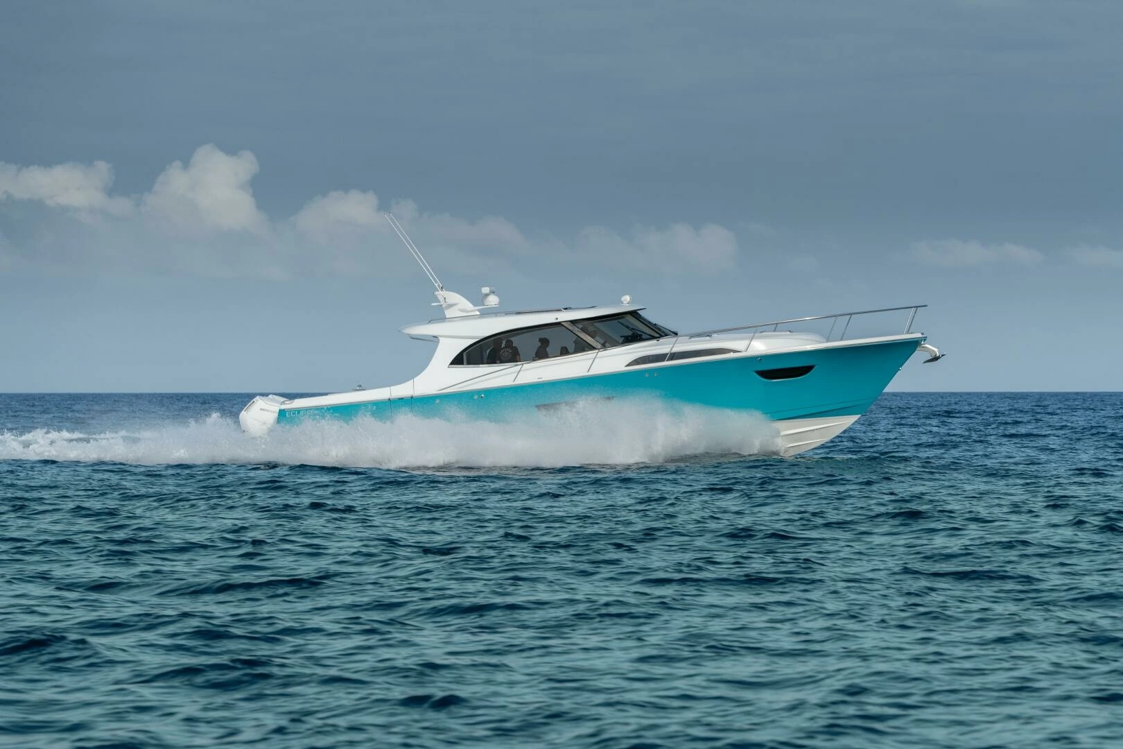 ECLIPSE 505 Shadow Yacht For Sale