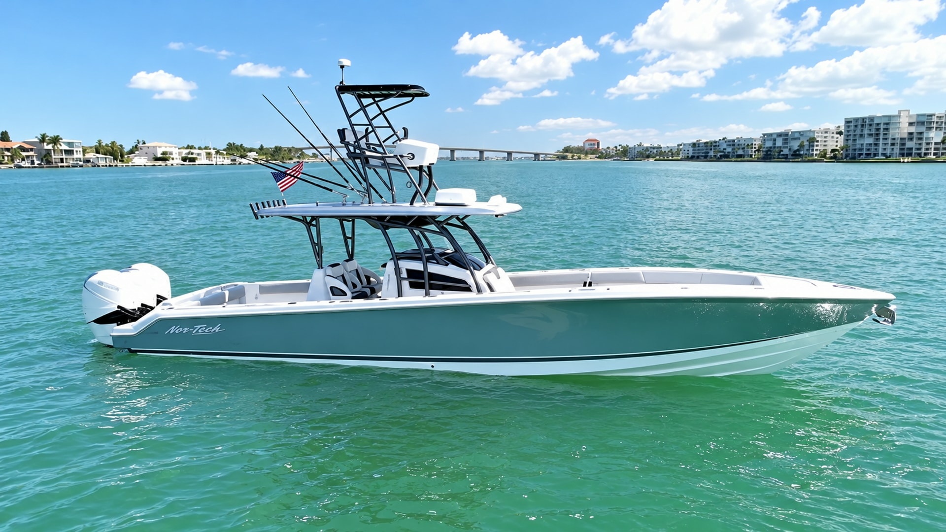 Side Profile of Nor-Tech 390 Sport