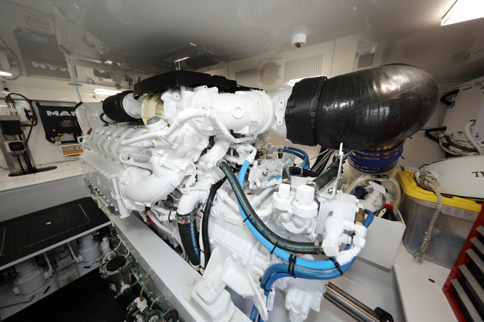 2023 Viking 54 Convertible