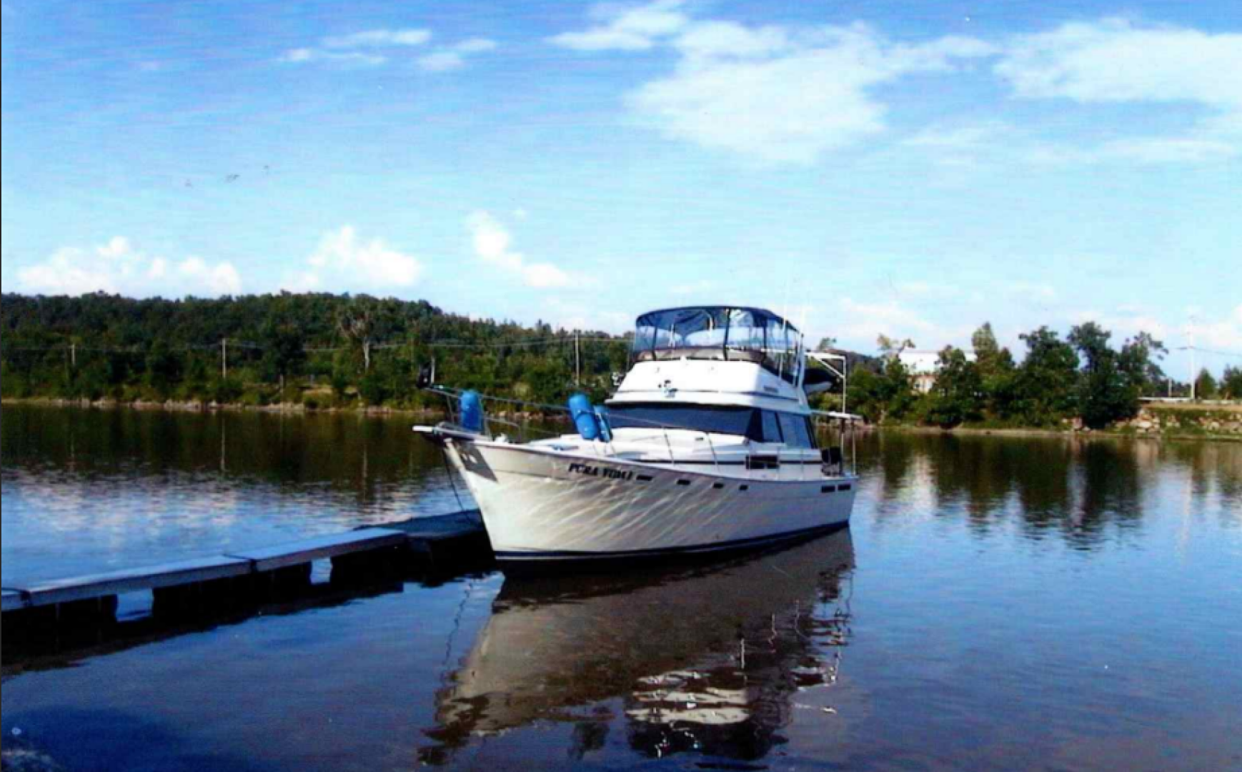 1985 Bayliner  3870