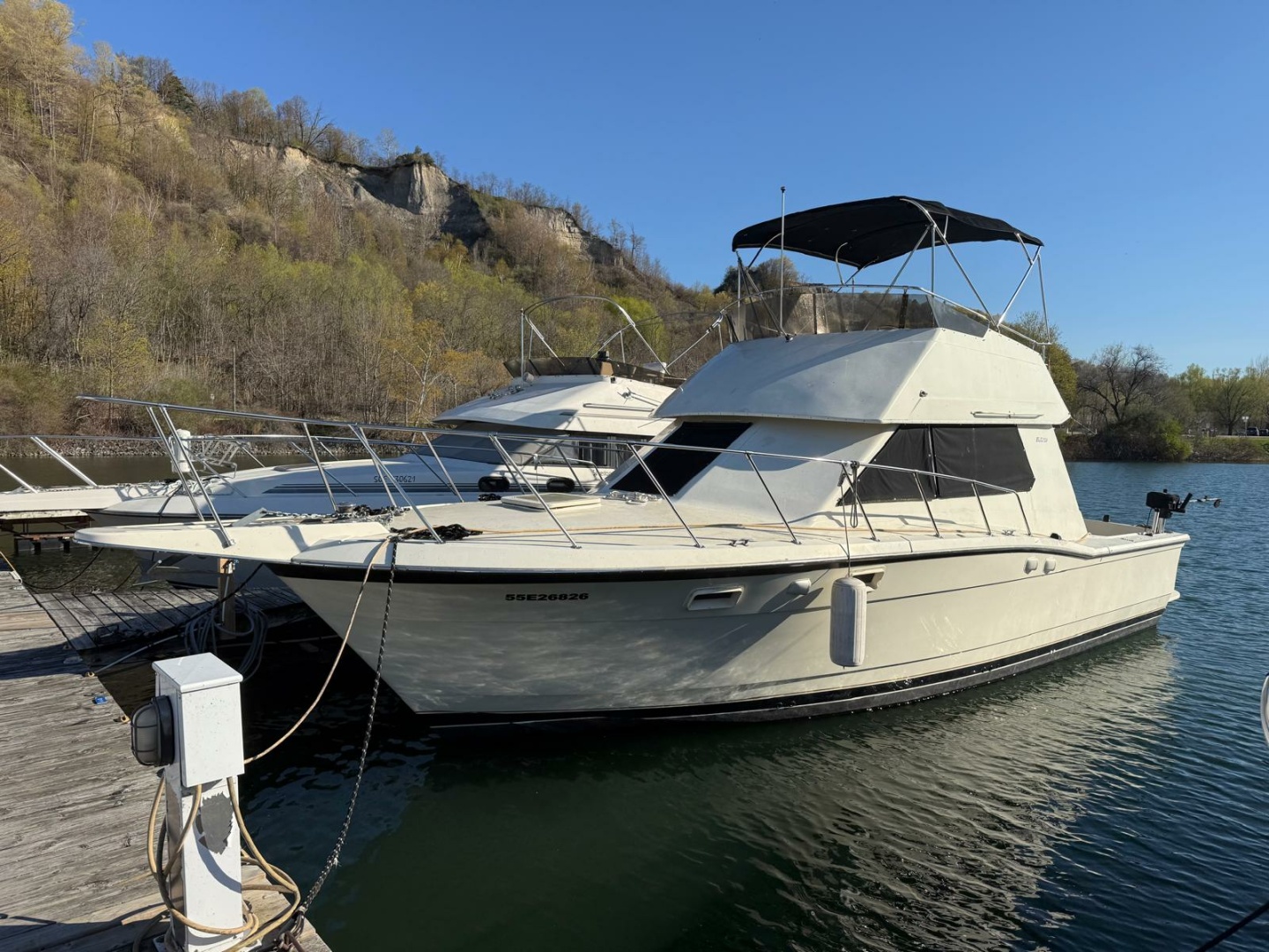 1984 Hatteras 36 Convertible 36