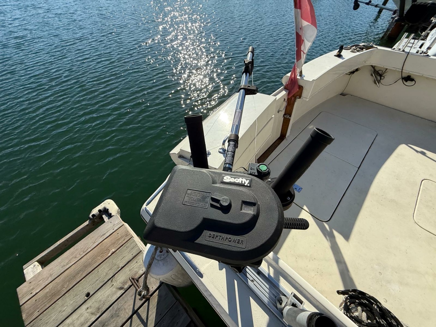 1984 Hatteras 36 Convertible 36