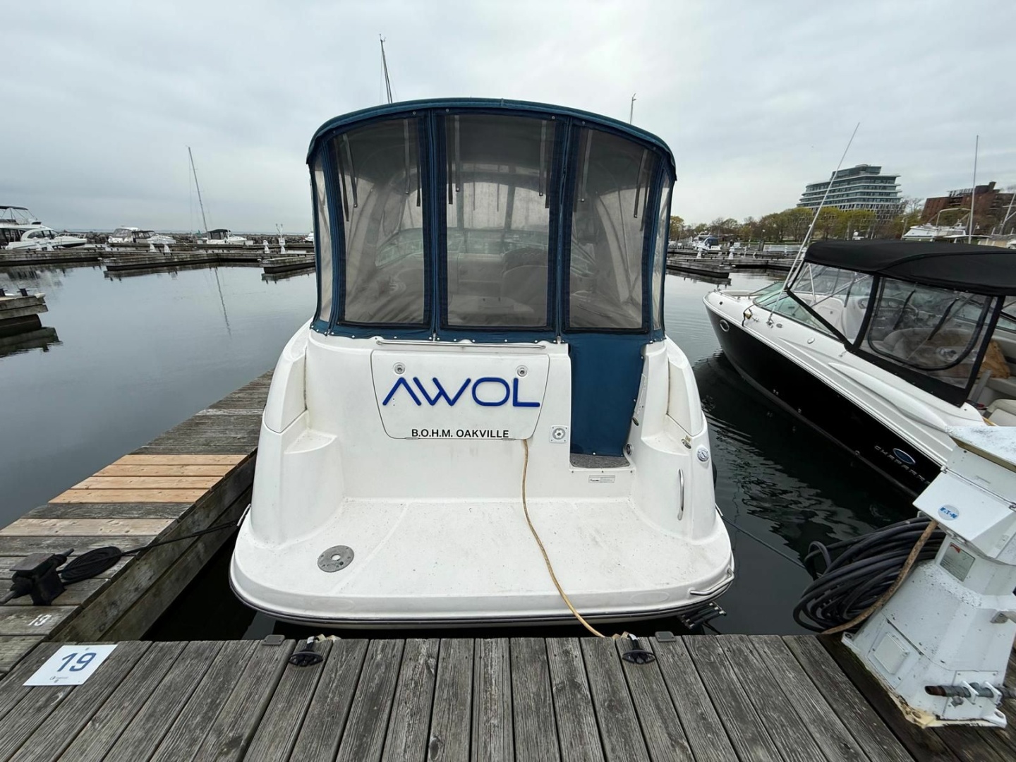 32ft Bayliner Yacht For Sale