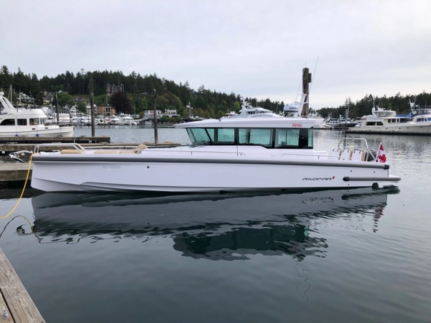 Axopar 37 XC Yacht For Sale