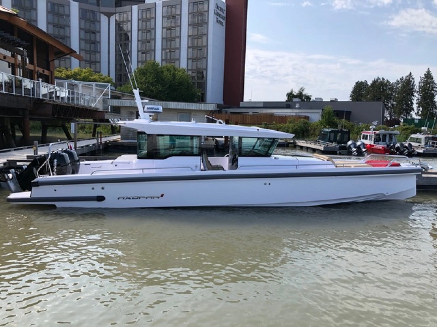 2020 Axopar 37 XC, photo 1 of 30