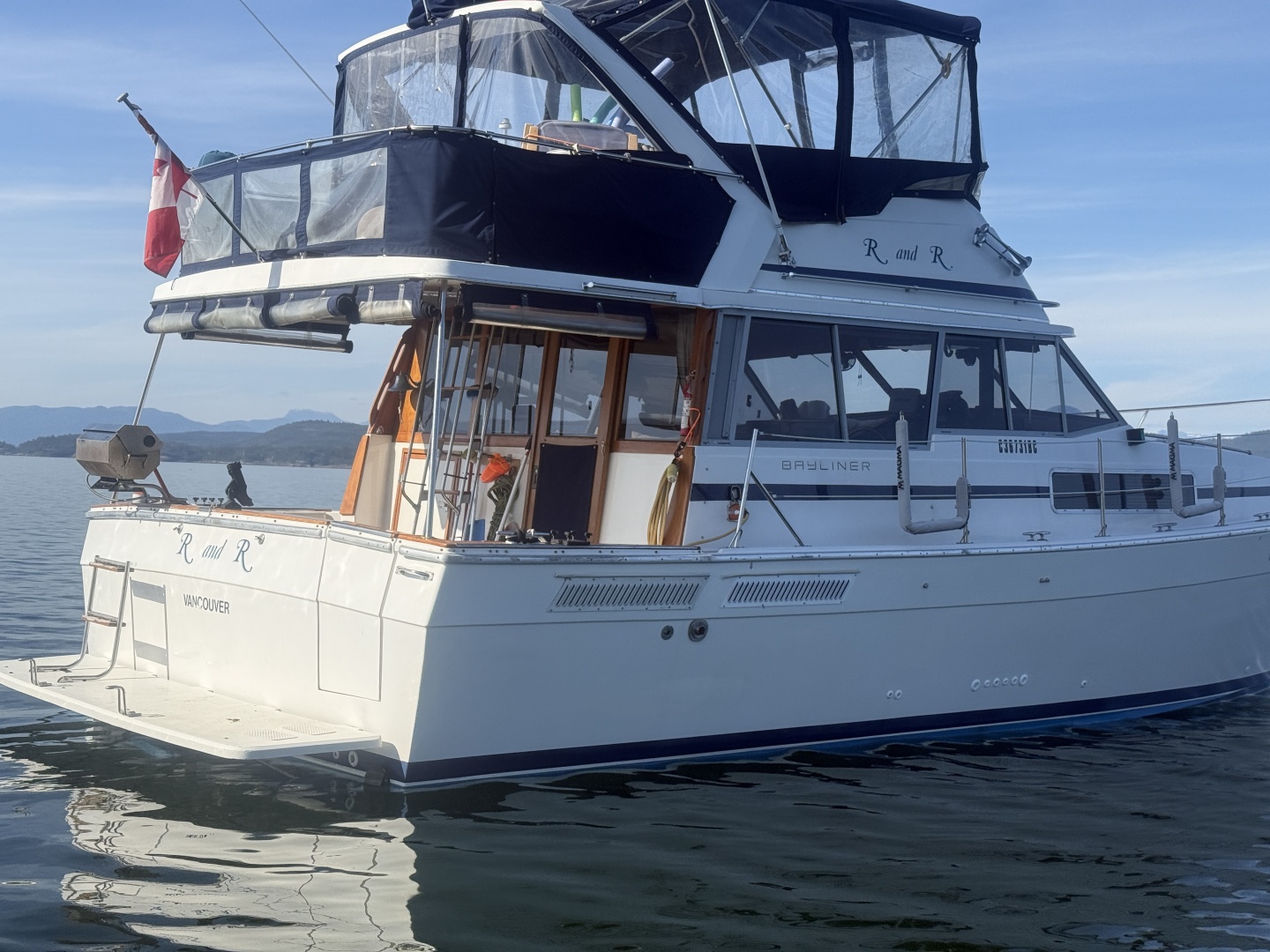 38ft Bayliner Yacht For Sale