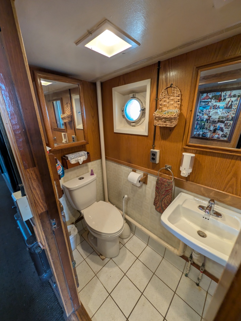 85ft Custom Yacht For Sale 85ft Custom Yacht For Sale