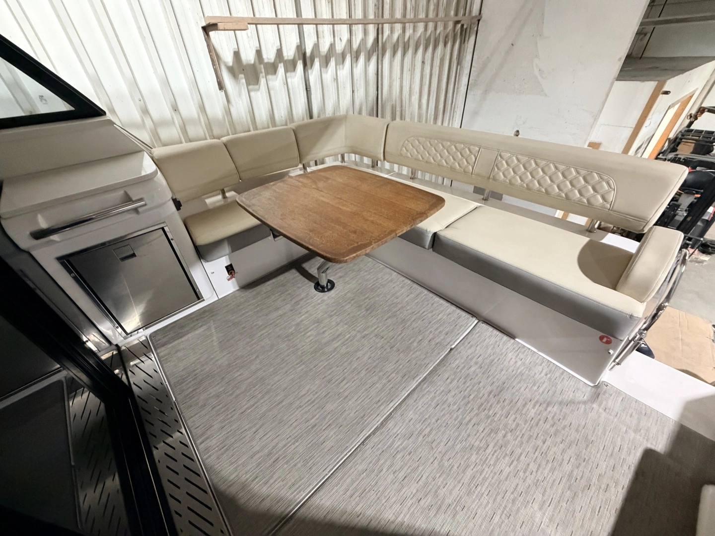 Regal 42 Grande Coupe Yacht For Sale
