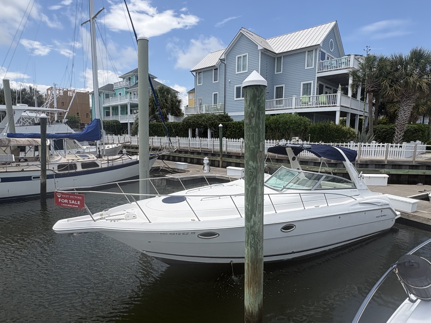 2000 Monterey 322 Cruiser
