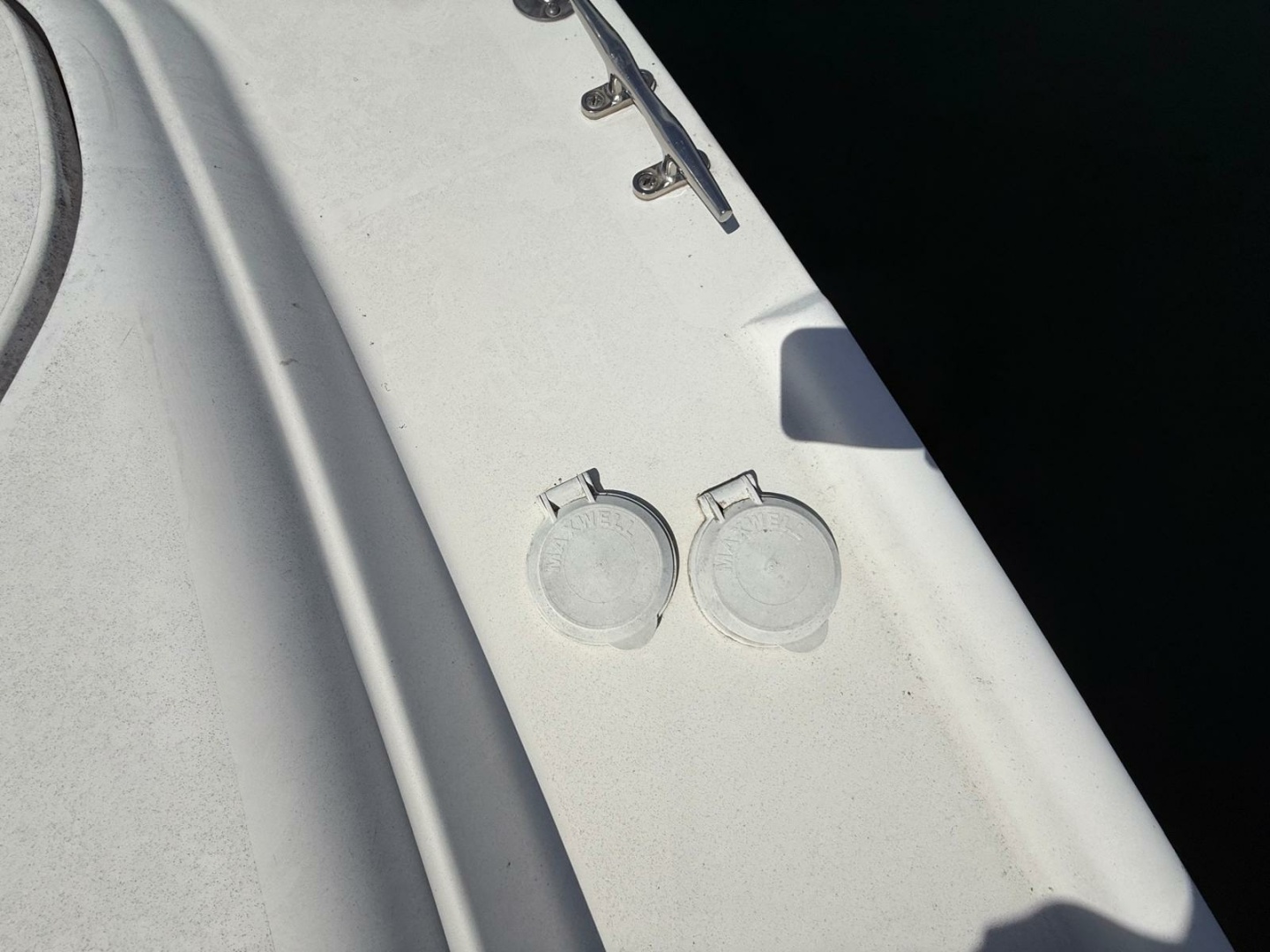 37ft Four Winns Yacht For Sale