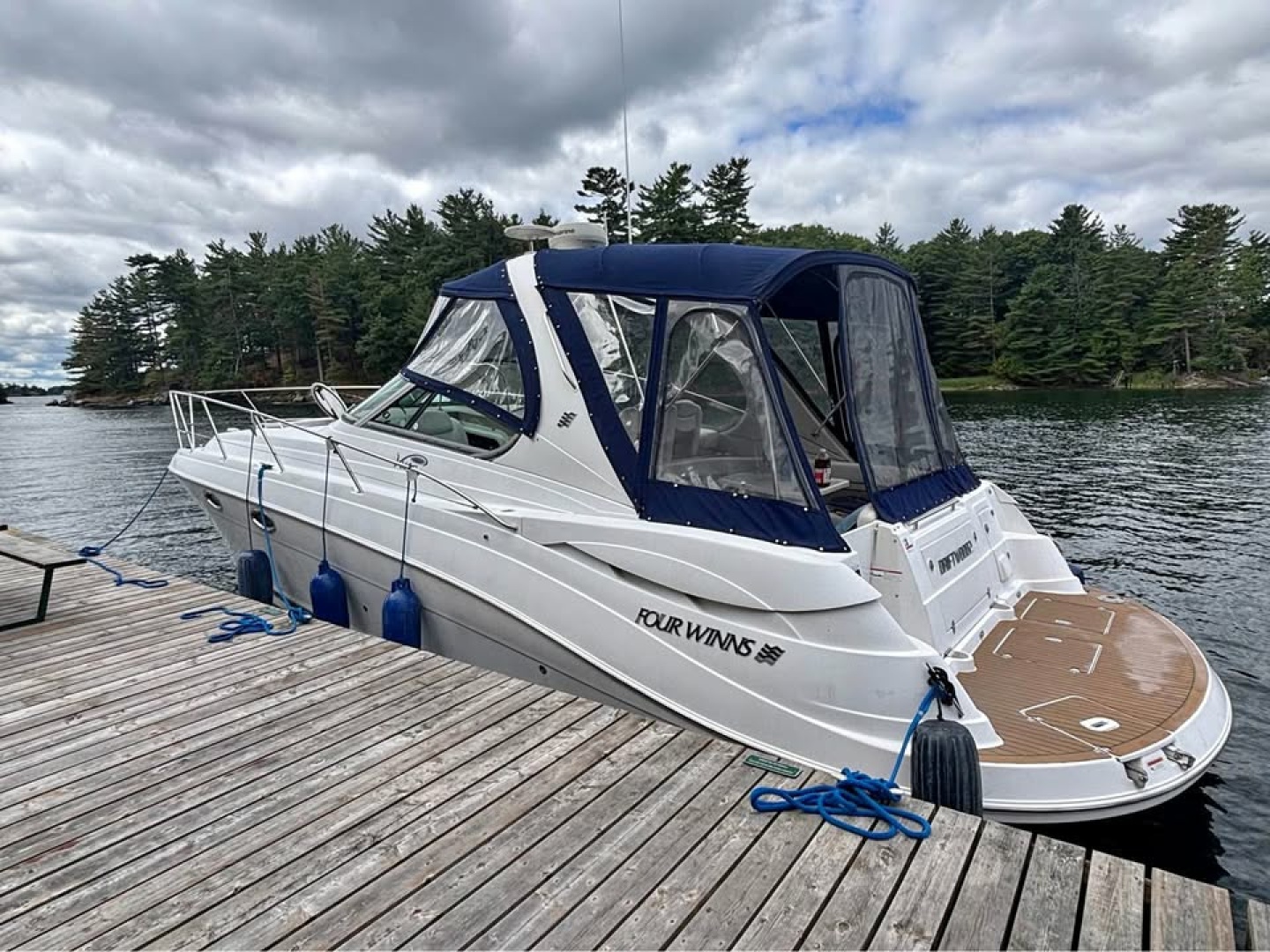 2006 Four Winns  348 Vista