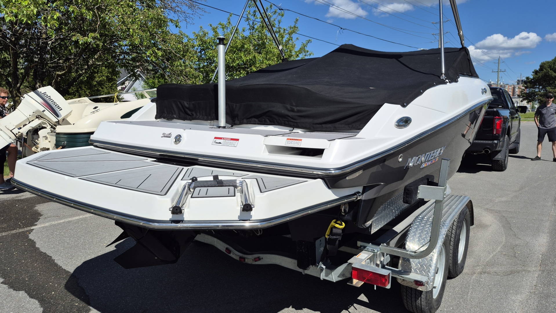 20ft Monterey Yacht For Sale