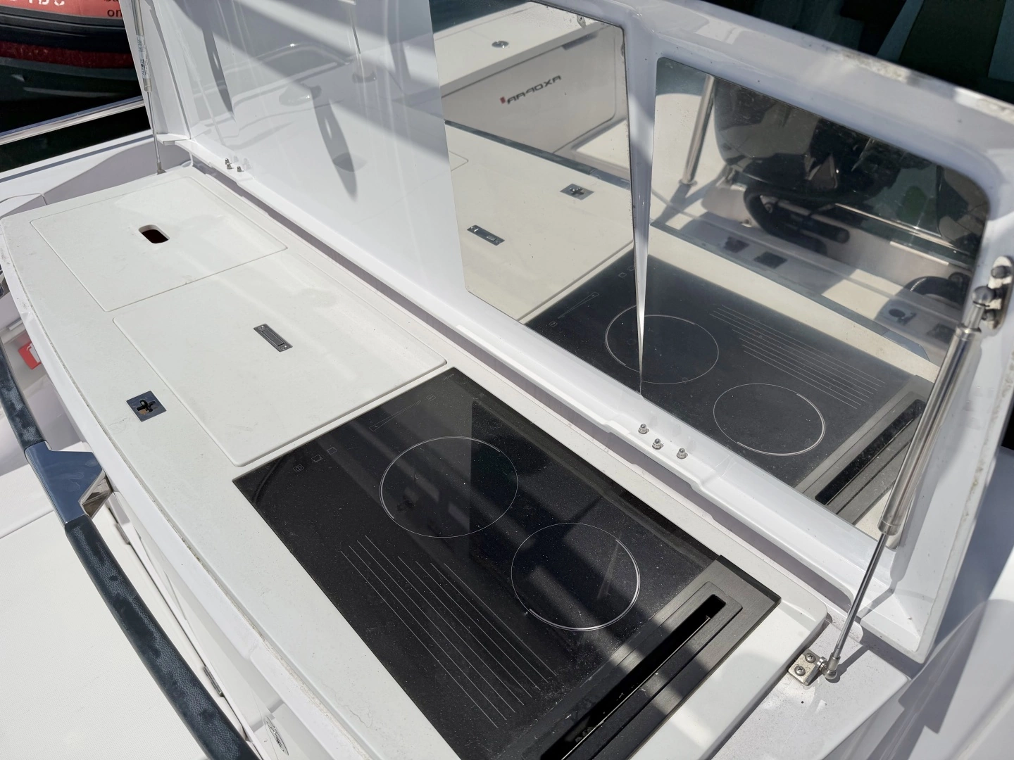 Axopar 37 XC Yacht For Sale