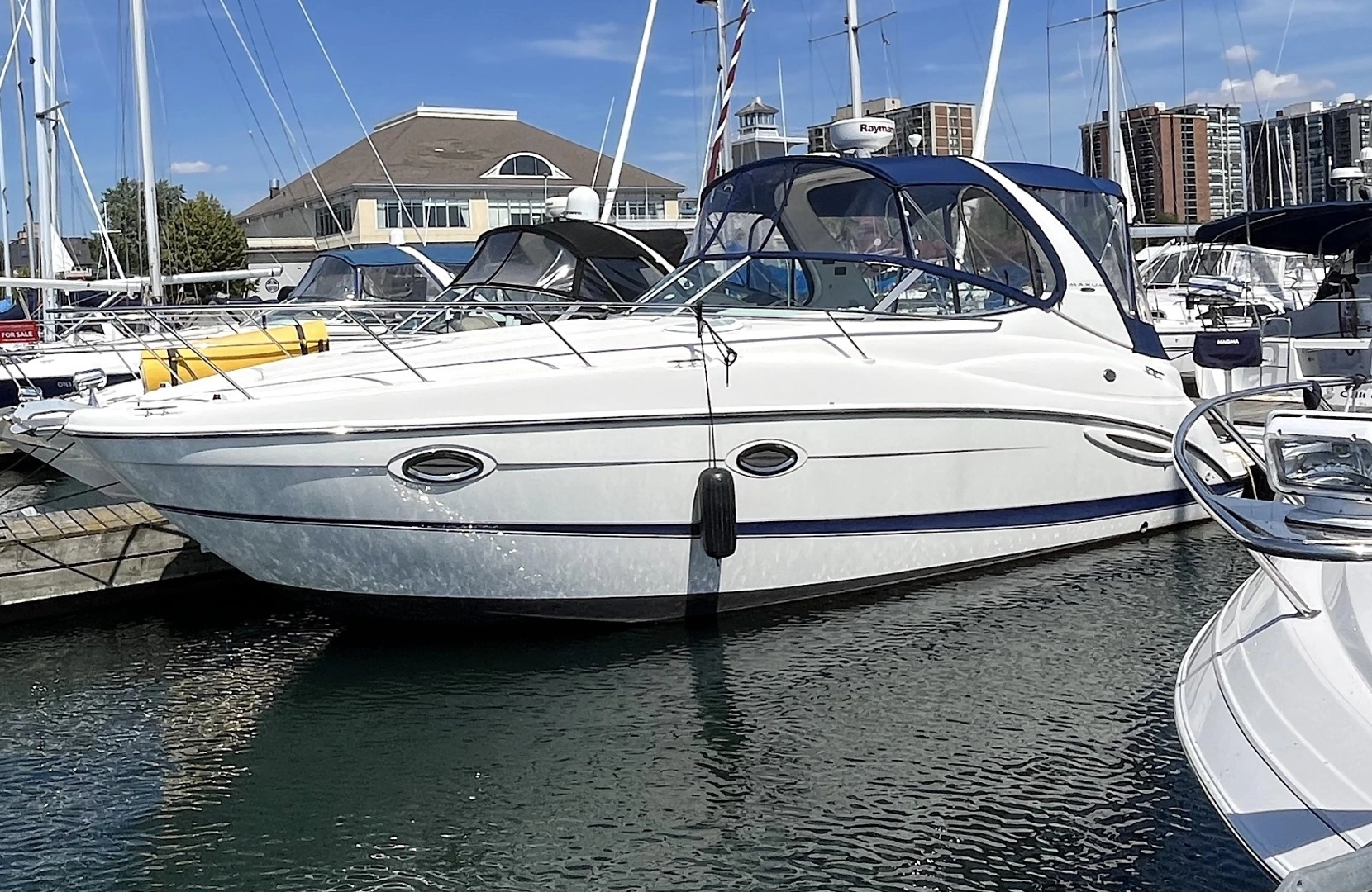2005 Maxum 3100 SE, photo 1 of 30