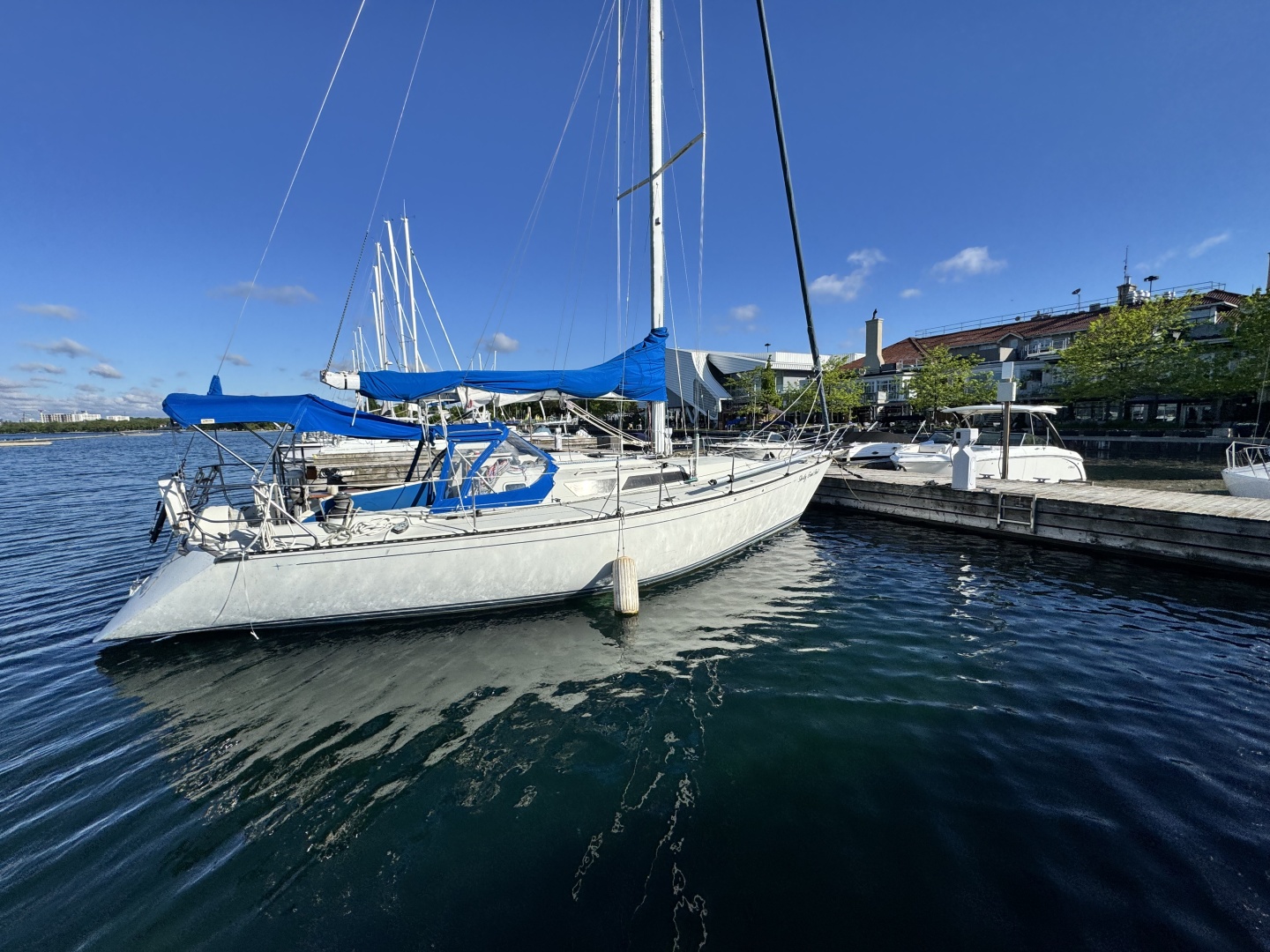 1987 C&C 38 MKIII — photograph 5