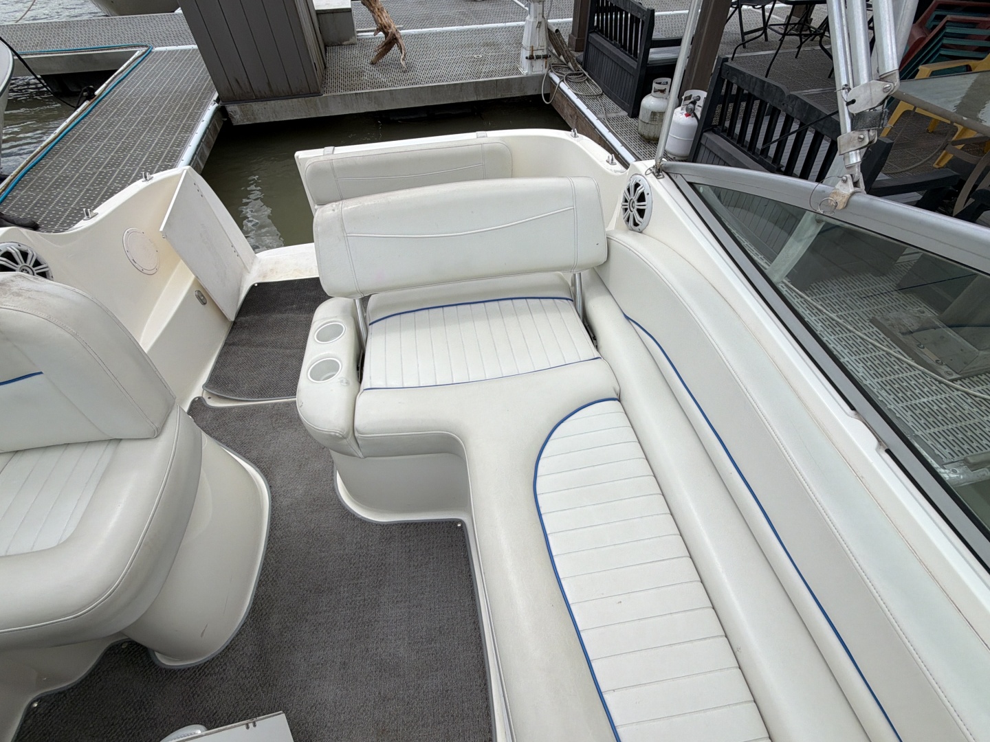 2007 Bayliner 245