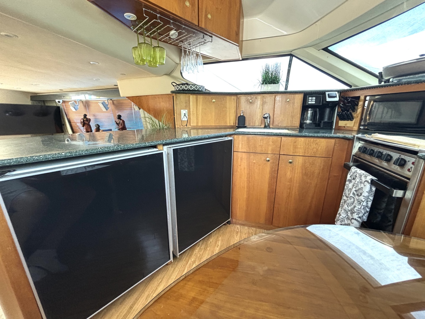 1999 Silverton 453 Motor Yacht