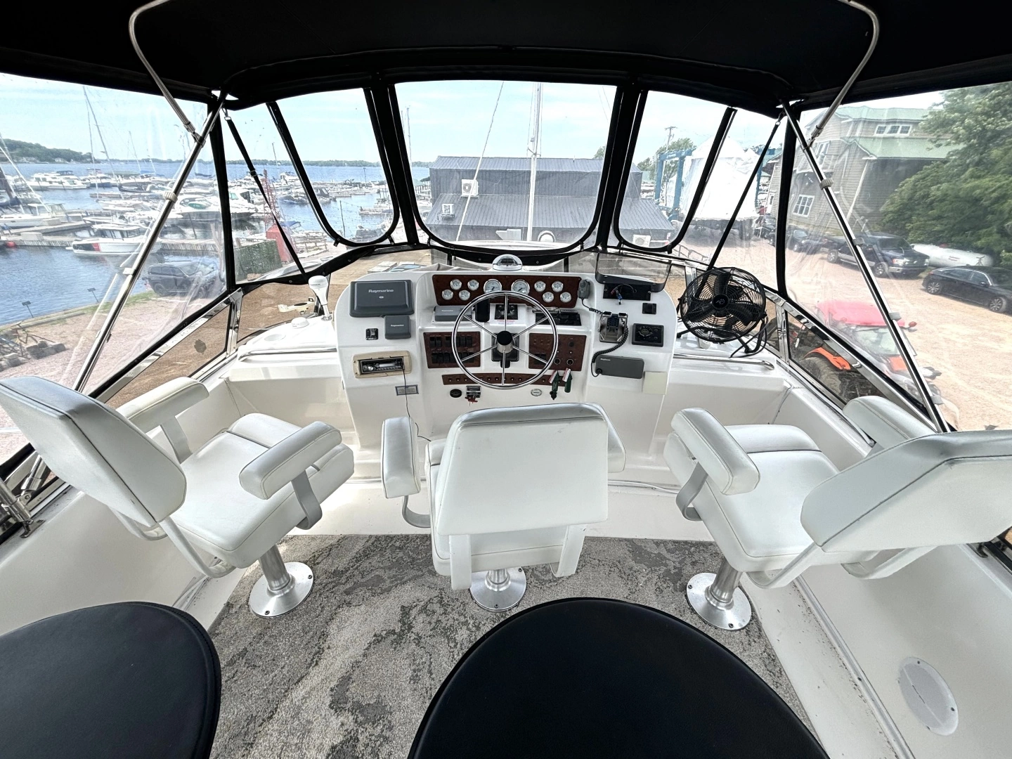 Silverton 453 Motor Yacht Yacht For Sale