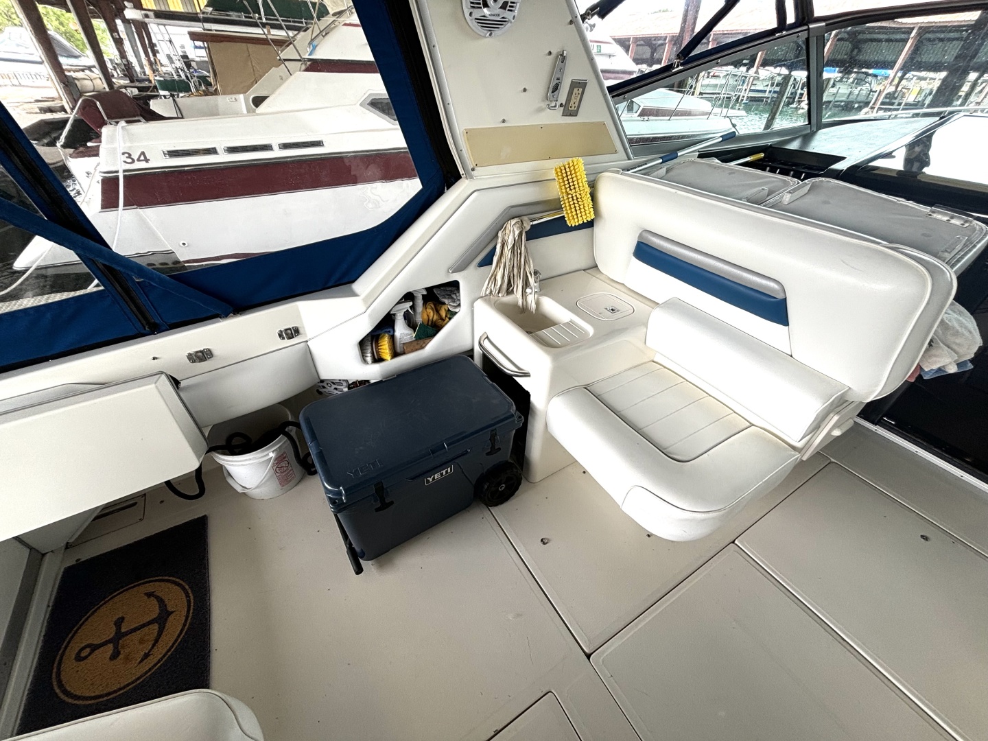 1991 Sea Ray 400 Express Cruiser 40