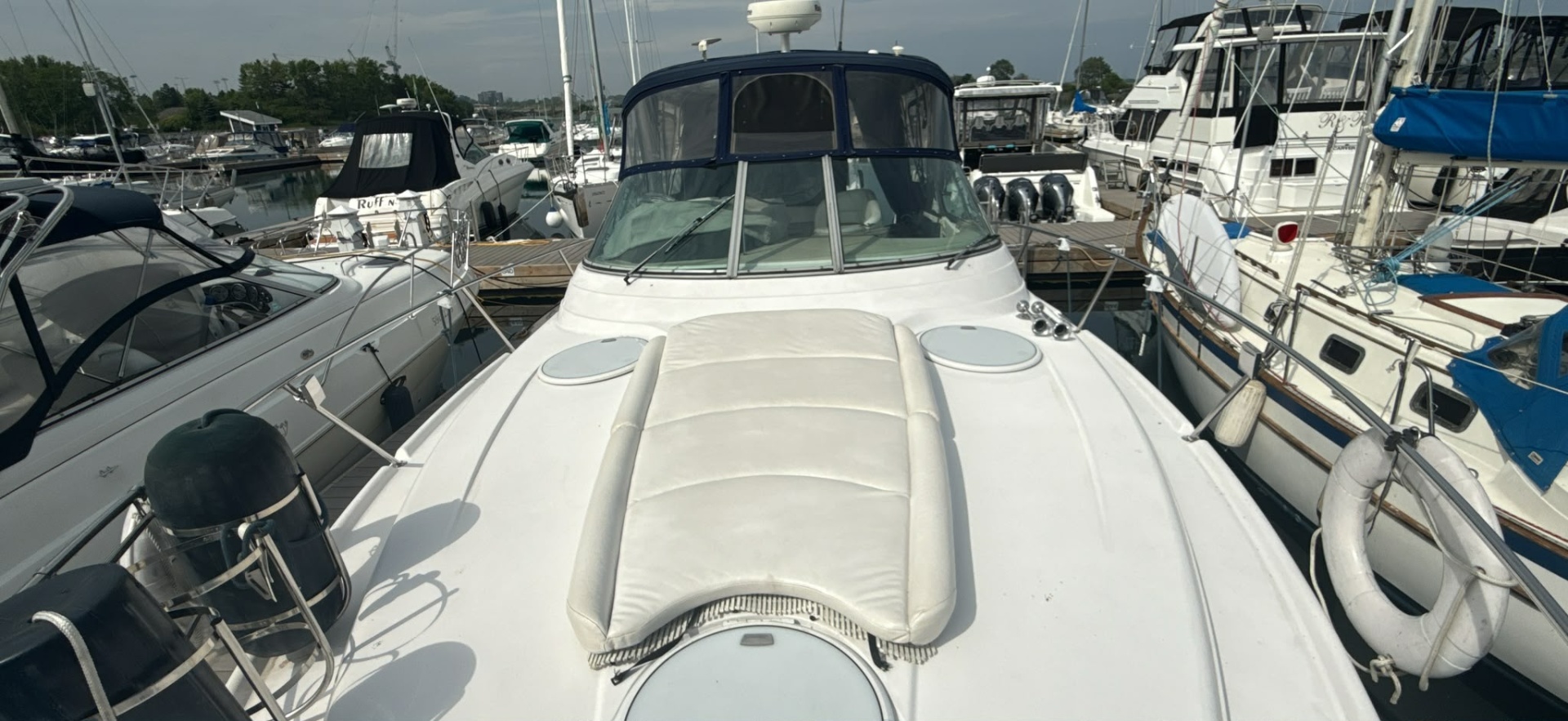 2005 Four Winns 378 Vista